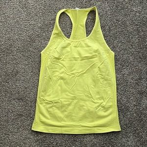 ✨2/$20✨FABLETICS Tank size S